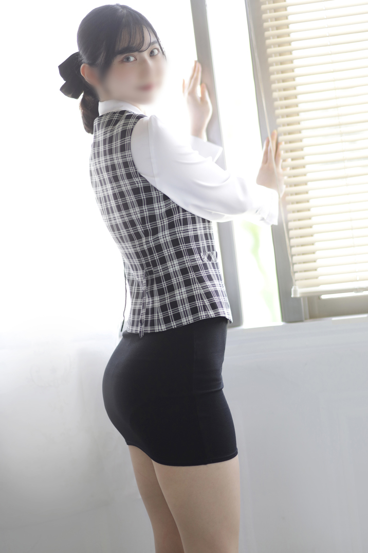 某企業・一般事務 A子 サムネイル2