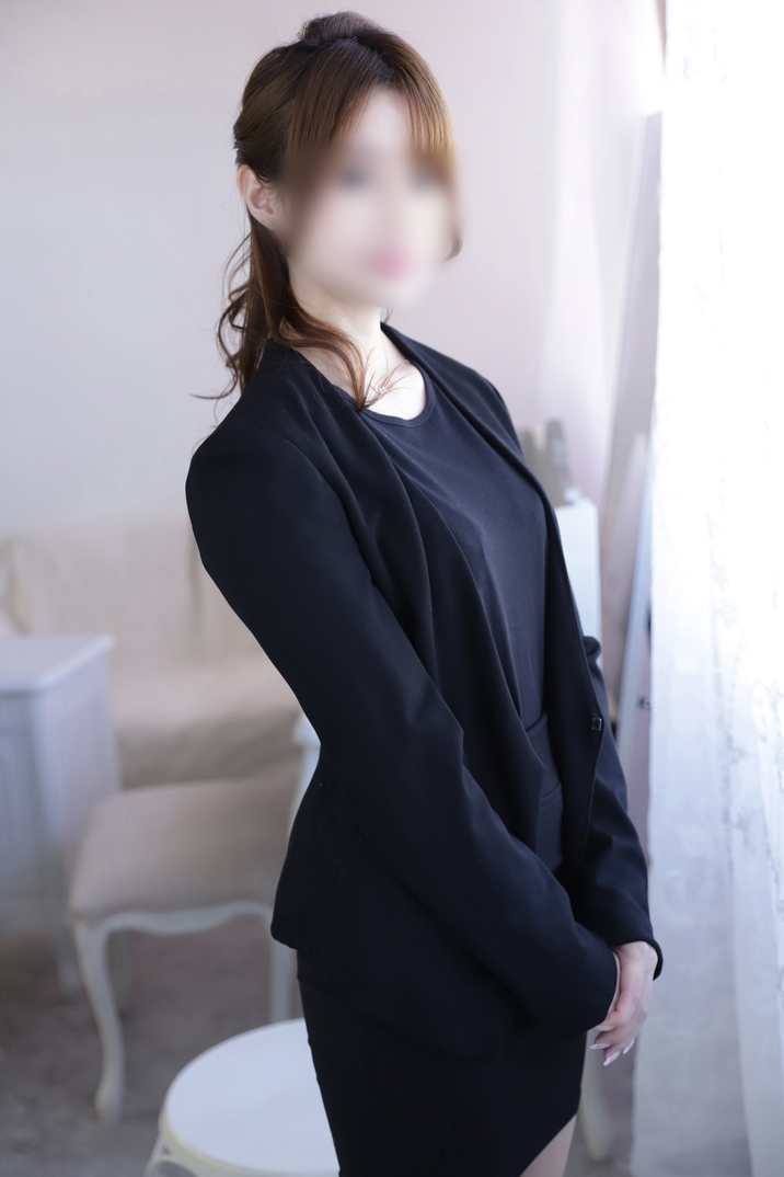 美容業界・美容部員 S子 サムネイル3