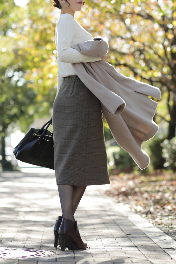 カーディーラーショールーム受付 E子 サムネイル3