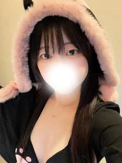 てる